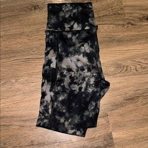American Eagle Tie-Dye Leggings with Pockets